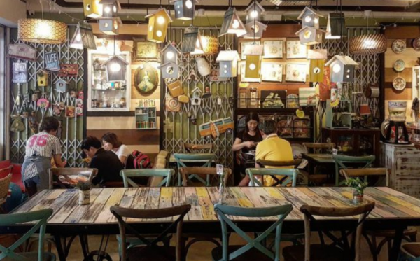 Cafe dengan tema vintage